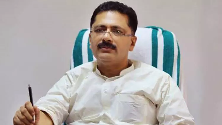 തോന്നിവാസങ്ങൾ പുലമ്പുന്നവർക്ക് ഇതൊരു മുന്നറിയിപ്പ്; പി.സി ജോർജിനെതിരായ നടപടിയെക്കുറിച്ച് കെ.ടി. ജലീൽ തോന്നിവാസങ്ങൾ പുലമ്പുന്നവർക്ക് ഇതൊരു മുന്നറിയിപ്പ്; പി.സി ജോർജിനെതിരായ നടപടിയെക്കുറിച്ച് കെ.ടി. ജലീൽ