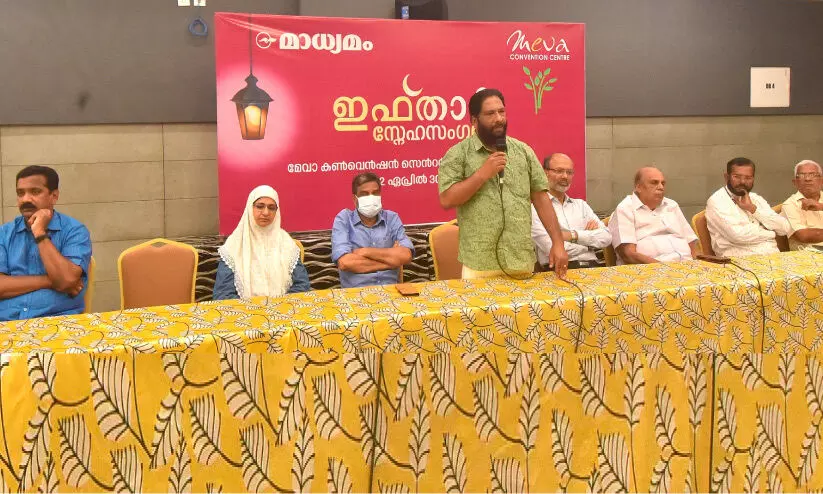 സ്നേഹ, സൗഹൃദം വിളംബരം ചെയ്ത് മാധ്യമം ഇഫ്താർ സംഗമം സ്നേഹ, സൗഹൃദം വിളംബരം ചെയ്ത് മാധ്യമം ഇഫ്താർ സംഗമം