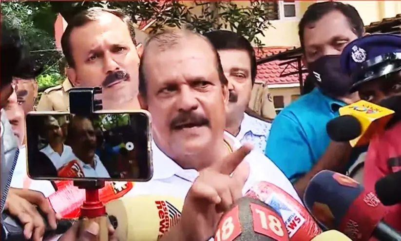 പറഞ്ഞ കാര്യങ്ങളിലെല്ലാം ഉറച്ചുനിൽക്കുന്നു, യൂസുഫലിയെക്കുറിച്ചുള്ള പരാമർശം തിരുത്തുന്നു -പി.സി. ജോർജ്