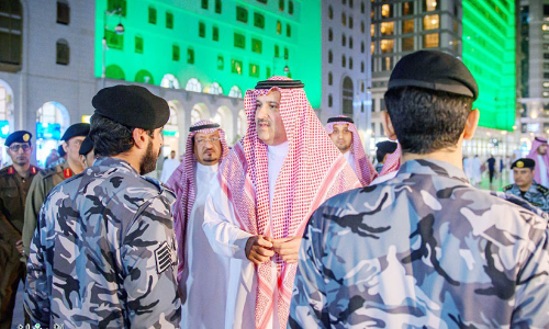 സുരക്ഷ ഉദ്യോഗസ്ഥരുടെ സേവനത്തെ മദീന ഗവർണർ പ്രശംസിച്ചു