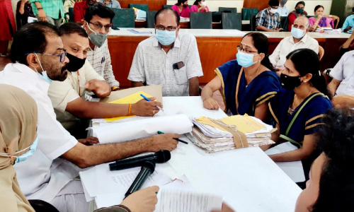 ഫയലുകൾ കെട്ടിക്കിടക്കുന്നു, കണ്ണൂർ കോർപറേഷനിൽ ഇനി അദാലത്തുകൾ