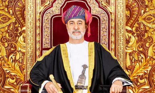 സുൽത്താൻ പെരുന്നാൾ ആശംസകൾ കൈമാറി സുൽത്താൻ പെരുന്നാൾ ആശംസകൾ കൈമാറി