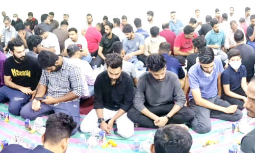 കച്ചവടക്കാര്‍ക്ക് ആശ്വാസമായി ഐ.സി.എഫ് ഇഫ്താർ