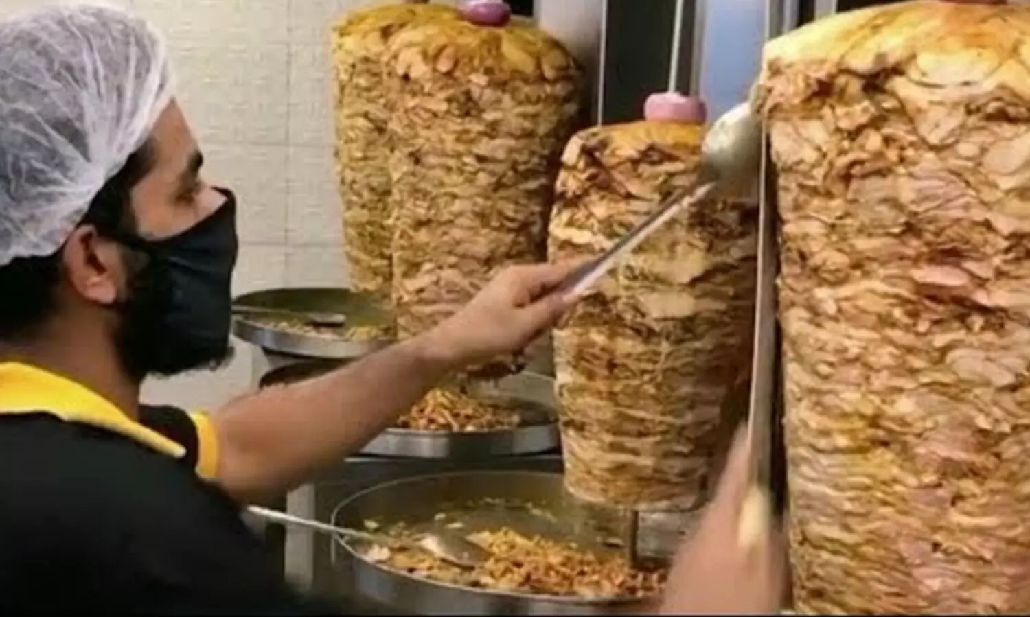 സംസ്ഥാനത്ത് ഷവര്‍മ ഉണ്ടാക്കുന്നതിന് മാനദണ്ഡം ഏർപ്പെടുത്തും