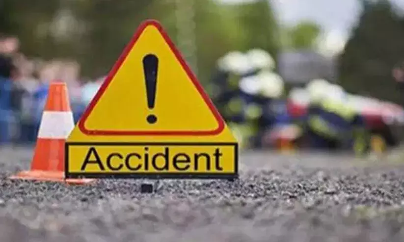 സ്കൂട്ടറപകടത്തിൽ യുവതി മരിച്ചു