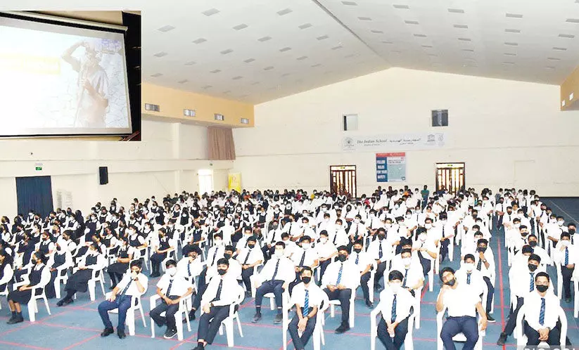 ഇന്ത്യൻ സ്‌കൂൾ വിദ്യാർഥികൾ സേവ് സോയിൽ കാമ്പയിനിൽ പങ്കെടുത്തു