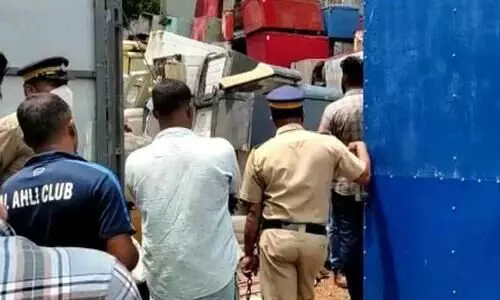 പാലക്കാട് ശ്രീനിവാസൻ വധം: പ്രതികളുപയോഗിച്ച ബൈക്കുകൾ ഓങ്ങല്ലൂർ പൊളി മാർക്കറ്റിൽ