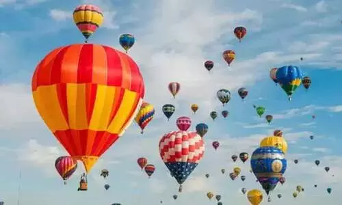 baloon parade