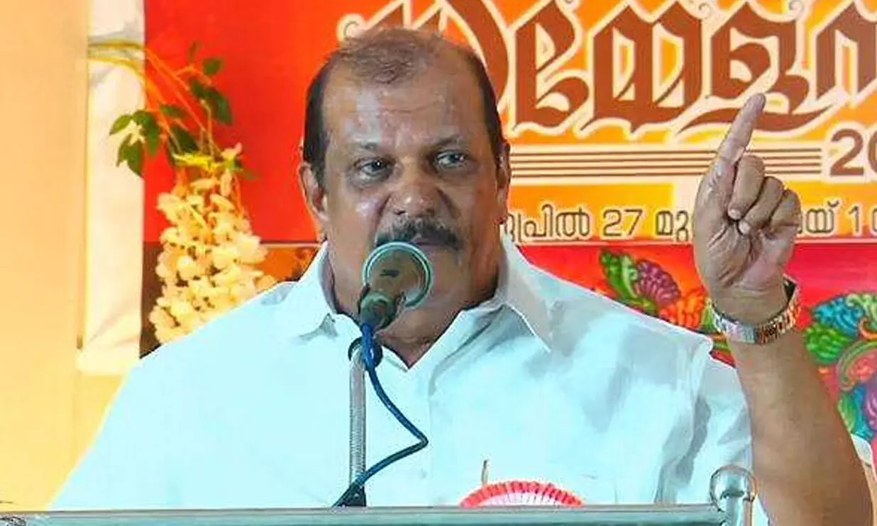 പേരിനൊരു അറസ്റ്റ്; പിന്നെ ജാമ്യവും