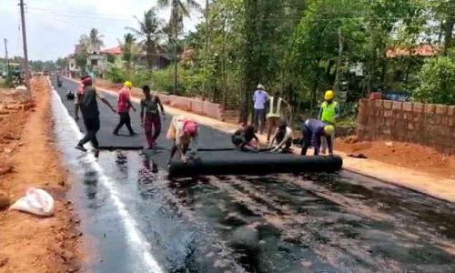 ദേശീയപാതയുടെ സർവിസ് റോഡ് ഒരുങ്ങുന്നു