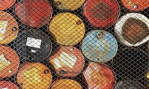 ആഗോളവിപണിയിൽ എണ്ണവില 105 ഡോളർ; റഷ്യയിൽ നിന്നും 70 ഡോളറിന് എണ്ണ വാങ്ങാൻ ഇന്ത്യ