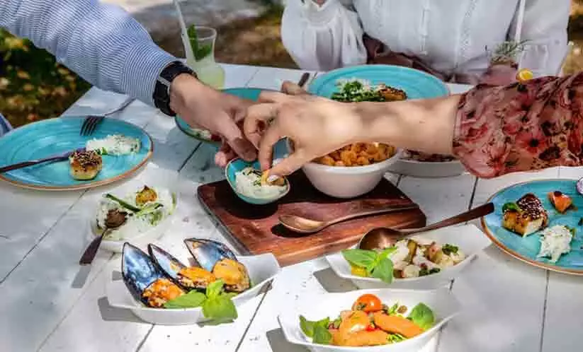 രുചിവൈവിധ്യങ്ങളുമായി ദുബൈ ഫുഡ് ഫെസ്റ്റിവലിന് തുടക്കം രുചിവൈവിധ്യങ്ങളുമായി ദുബൈ ഫുഡ് ഫെസ്റ്റിവലിന് തുടക്കം