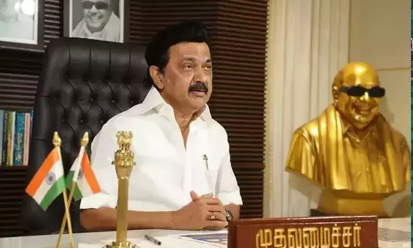 മുഖ്യമന്ത്രിയുടെ ശ്രീലങ്ക സഹായ നിധിയിലേക്ക് ഒരു മാസത്തെ ശമ്പളം നൽകുമെന്ന് ഡി.എം.കെ എംപിമാർ