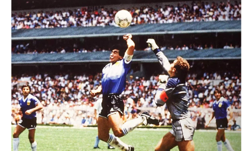 മരണത്തിനു ശേഷവും റെക്കോഡുമായി മറഡോണ; വിഖ്യാത ജഴ്‌സി ലേലത്തിൽ പോയത് 70.90 കോടിക്ക്