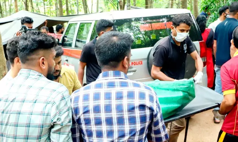 ജാസ്മിന്റെയും മുഹമ്മദിന്റെയും ദാമ്പത്യജീവിതത്തിന് ക്രൂര പര്യവസാനം ജാസ്മിന്റെയും മുഹമ്മദിന്റെയും ദാമ്പത്യജീവിതത്തിന് ക്രൂര പര്യവസാനം