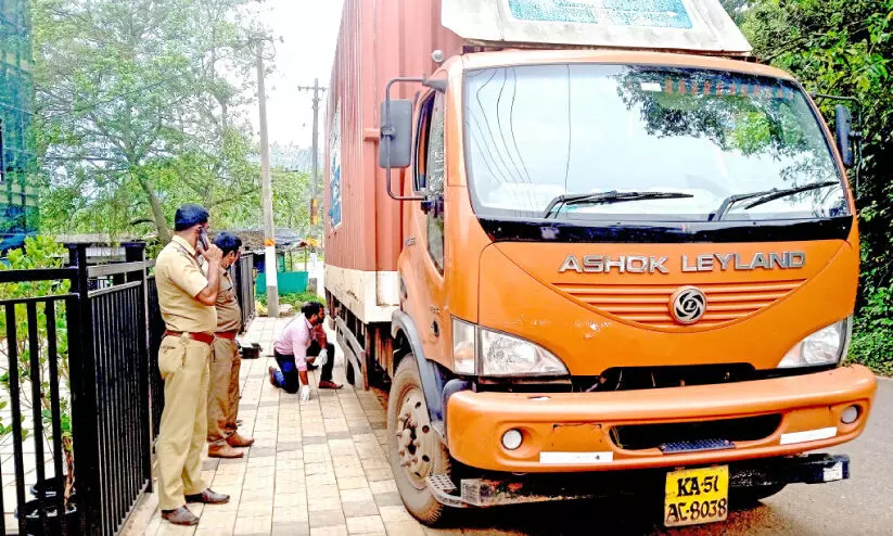 ലക്കിടിയിലെ വാഹനാപകട മരണം: നിർത്താതെ പോയ ലോറി പിടികൂടി