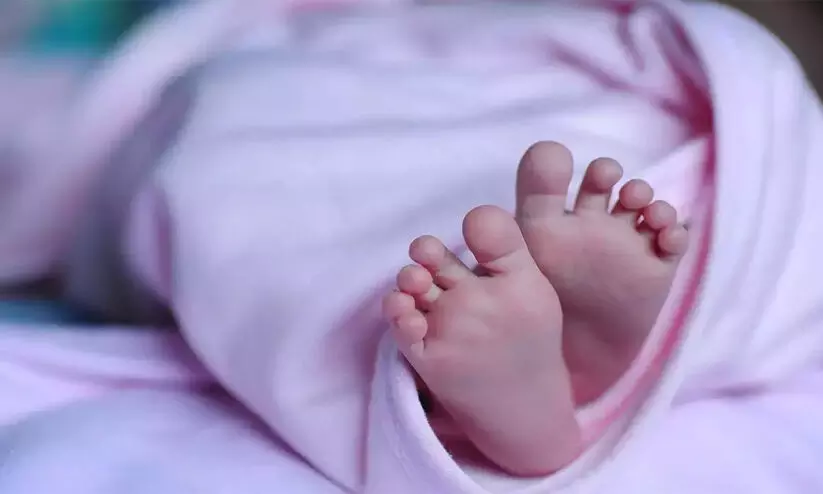 മാതാവിനോട് പരാതി പറയുന്നതിന് പ്രതികാരം; 13കാരൻ അയൽക്കാരിയുടെ കൈക്കുഞ്ഞിനെ വാട്ടർടാങ്കിൽ മുക്കിക്കൊന്നു