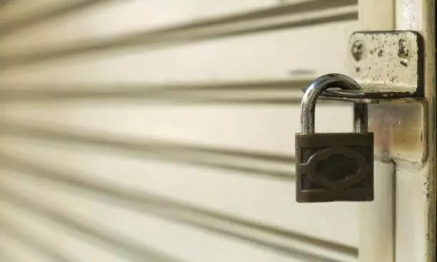 closed shop closed shop