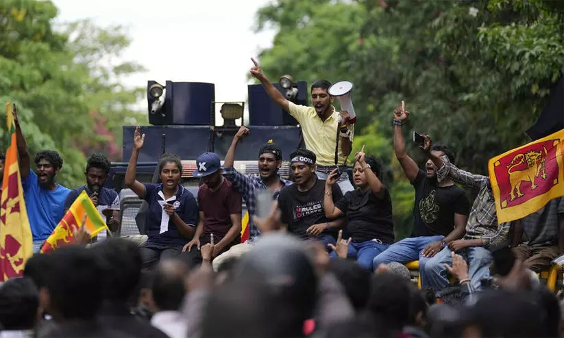 ശ്രീലങ്കയിൽ വീണ്ടും അടിയന്തരാവസ്ഥ ശ്രീലങ്കയിൽ വീണ്ടും അടിയന്തരാവസ്ഥ