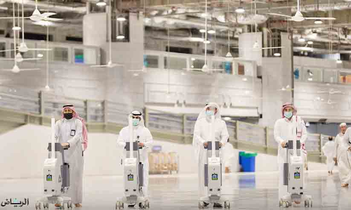 ഹറം അണുമുക്തമാക്കി യന്തിരൻ