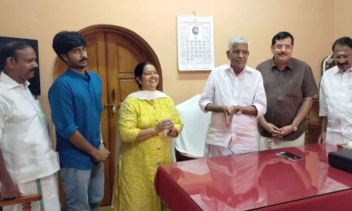 Uma Thomas at Perunna