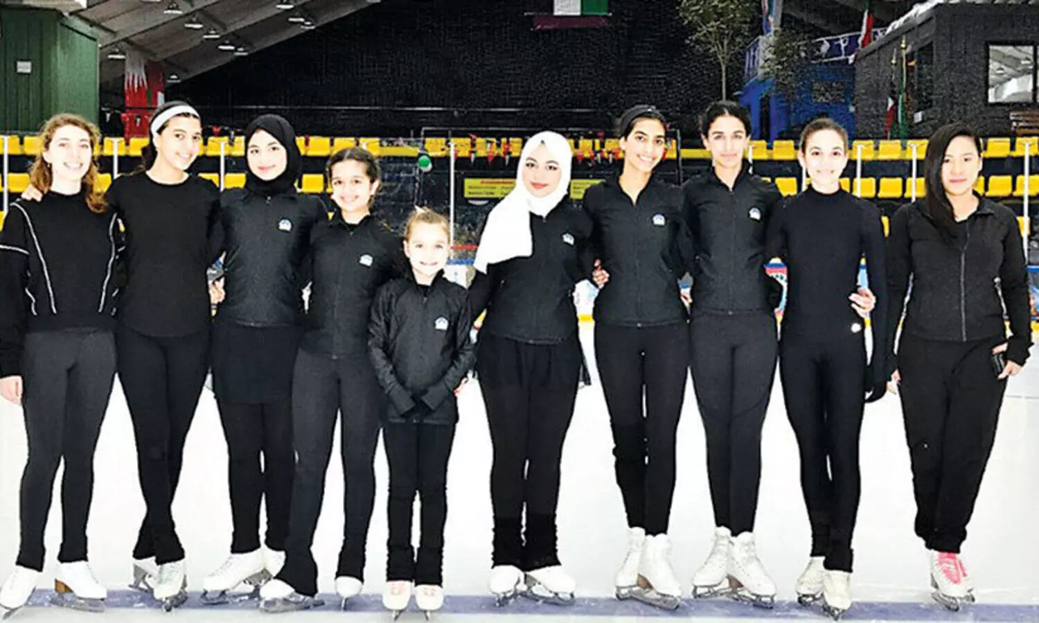 കു​വൈ​ത്ത് വ​നി​ത ഫി​ഗ​ർ സ്കേ​റ്റി​ങ് ടീം ​ യു.​എ.​ഇ​യി​ൽ