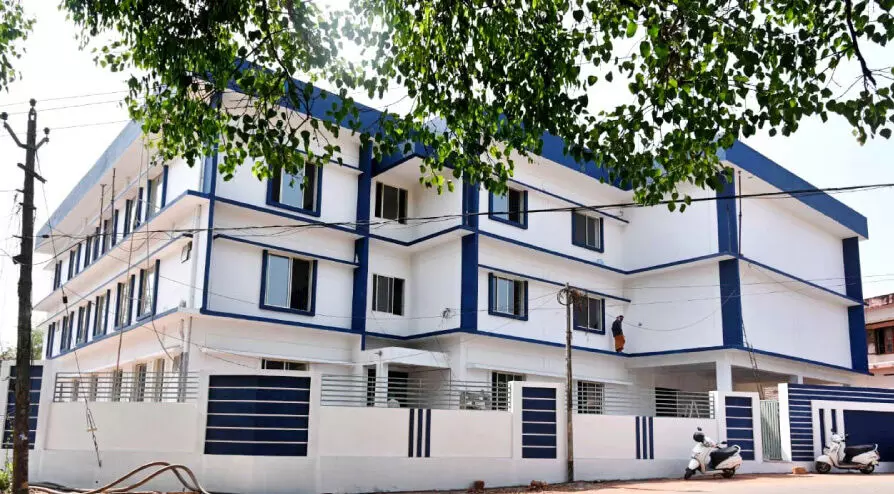 സി.പി.എം സഹകരണ ആശുപത്രിക്ക് പിറകെ, അമ്മയും കുഞ്ഞും ആശുപത്രി ഇനിയും നീളുമോ