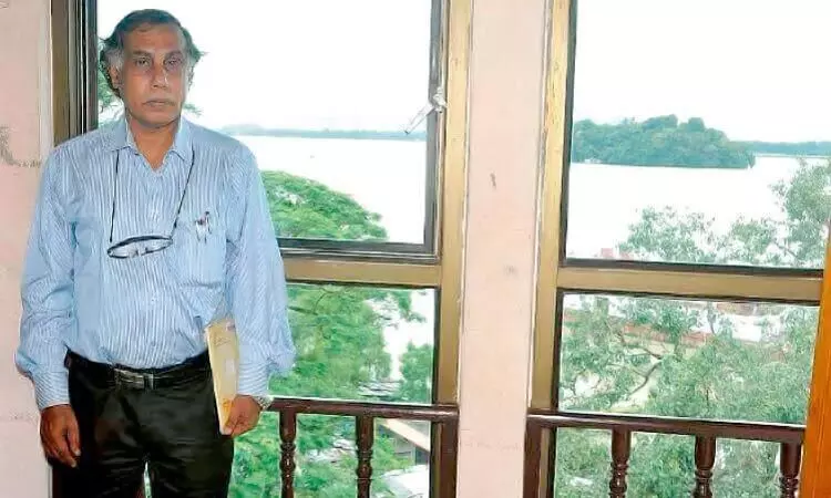 ഗു​​​വാ​​​ഹ​​​തി​യി​​​ൽ​നി​​​ന്ന് ഒ​​​രു ക​​​ഥ; പി.​കെ. പാ​റ​ക്ക​ട​വ്​ അ​നു​ഭ​വം എ​ഴു​തു​ന്നു