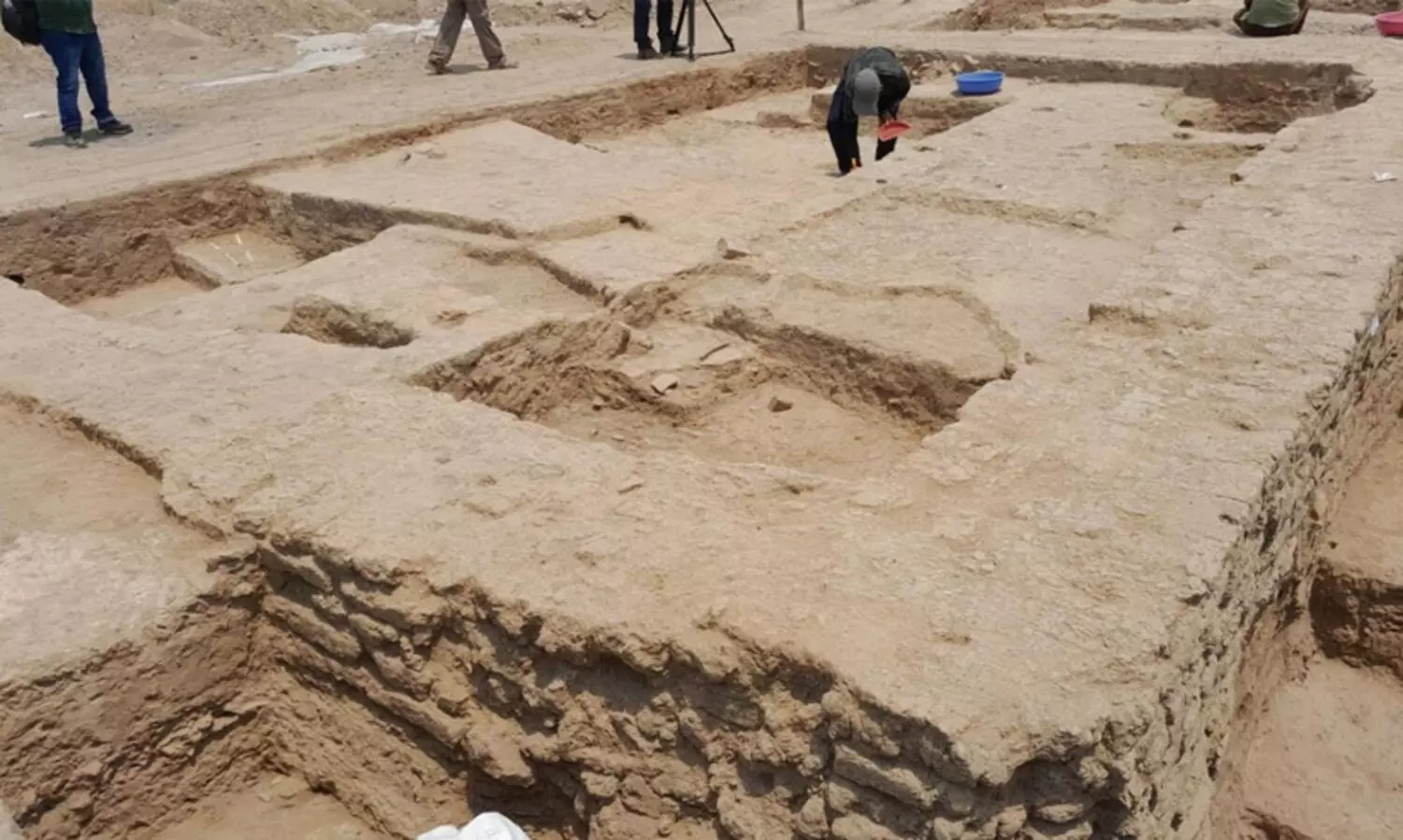 സിന്ധുനദീതട സ്ഥലത്ത് 5000 വർഷം പഴക്കമുള്ള ആഭരണ നിർമാണശാല കണ്ടെത്തി