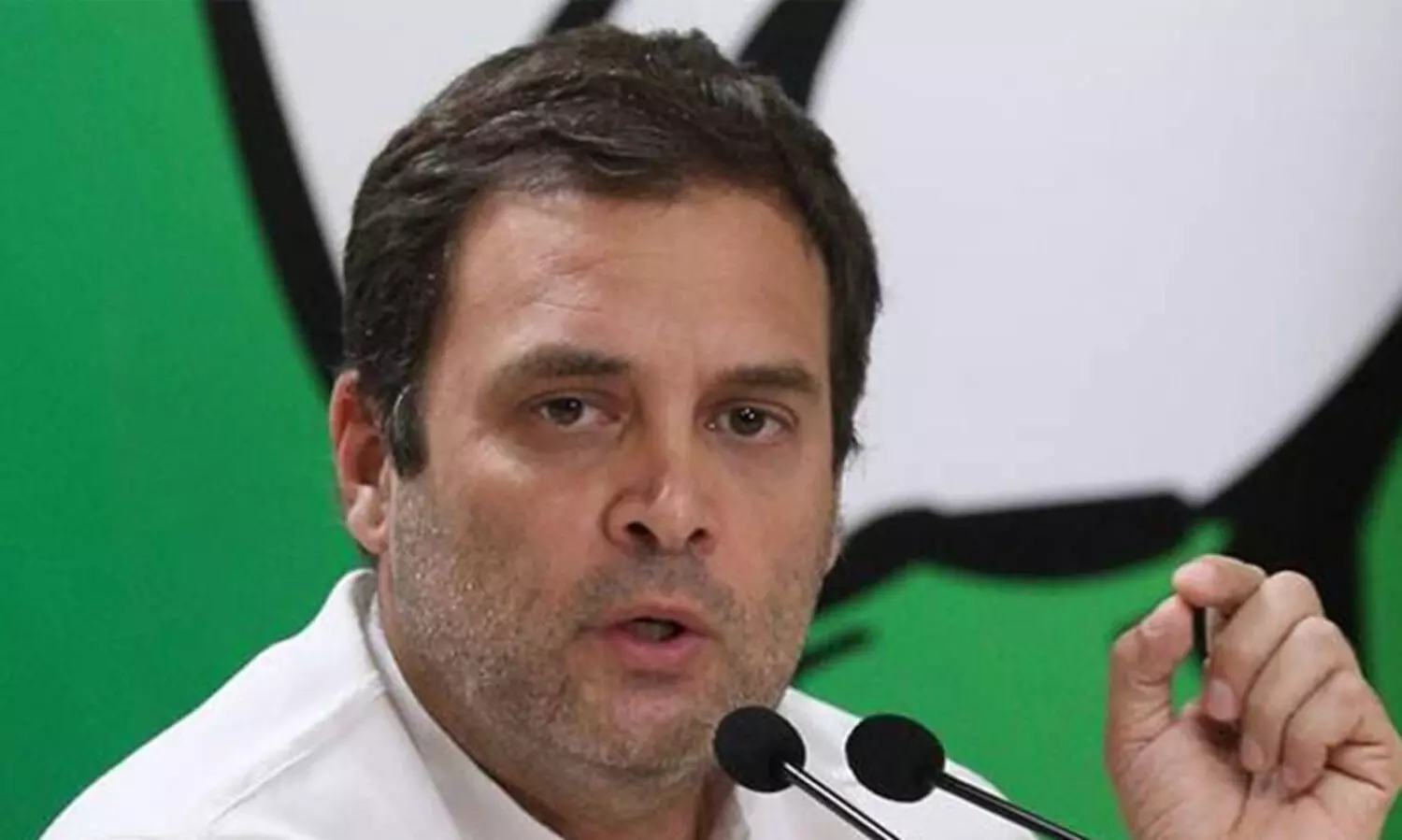 ഇന്നത്തെ വിലക്ക് അന്ന് രണ്ട് സിലിണ്ടറുകൾ ലഭിക്കും; പാചകവാതക വിലവർധനവിനെതിരെ ബി.ജെ.പിയെ വിമർശിച്ച് രാഹുൽ ഗാന്ധി