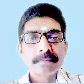 കാറിടിച്ച് ബൈക്ക് യാത്രികൻ മരിച്ചു