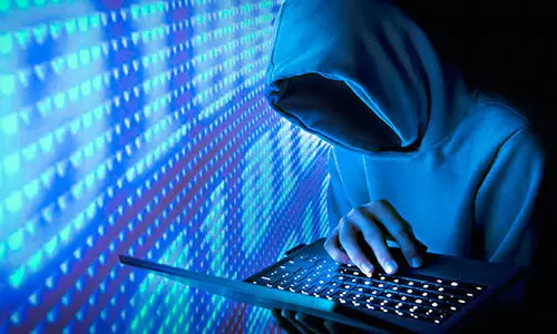 നിയമവിരുദ്ധ ഓൺലൈൻ ഉള്ളടക്കത്തിന്​​ ഒരു കോടി ദിർഹം വരെ പിഴ