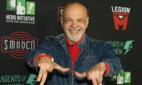 വി​ഖ്യാ​ത കോ​മി​ക് ബു​ക് ആ​ർ​ട്ടി​സ്റ്റും എ​ഴു​ത്തു​കാ​ര​നു​മാ​യ ജോ​ർ​ജ് പെ​രസ് വി​ട​വാ​ങ്ങി