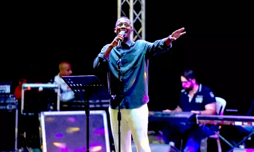 കലയുടെ യുവത്വം ഹൃദയങ്ങൾ കവരുന്നു കലയുടെ യുവത്വം ഹൃദയങ്ങൾ കവരുന്നു