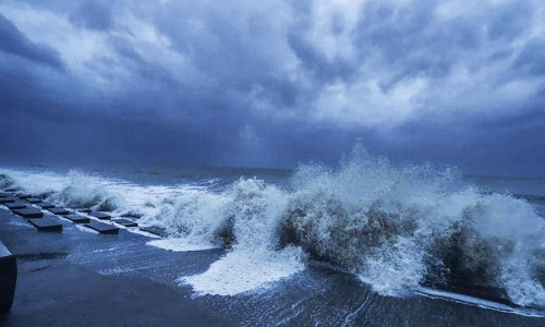 അസാനി തീവ്ര ചുഴലിക്കാറ്റായി തീരത്തോട് അടുക്കുന്നു; മൂന്ന് സംസ്ഥാനങ്ങൾക്ക്  ജാഗ്രതാ നിർദേശം