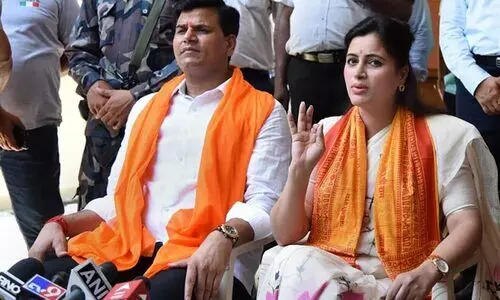 ഹനുമാൻ ചാലിസ വിവാദം: റാണ ദമ്പതികളുടെ ജാമ്യം റദ്ദാക്കണമെന്നാവശ്യപ്പെട്ട് മുംബൈ പൊലീസ് കോടതിയിൽ