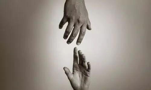 കുവൈത്തിൽ പെൺകുട്ടിയുടെ ആത്മഹത്യശ്രമം തടഞ്ഞു