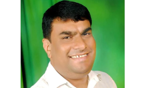 ഗുജറാത്തിൽ കോൺഗ്രസ് നേതാവ് ബി.ജെ.പിയിൽ