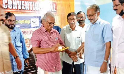 വികസനം പ്രകൃതിക്കും മനുഷ്യനും പരിക്കേൽപിക്കരുത് -എം.മുകുന്ദൻ