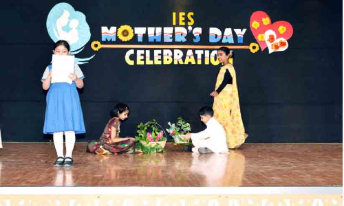 ഭ​വ​ൻ​സി​ൽ മാ​തൃ​ദി​നാ​ച​ര​ണം