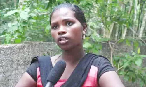 ഒന്നരവയസ്സുകാരനായ ആദിവാസി കുട്ടിയെ ഫോറസ്റ്റ് ഓഫിസര് മര്ദിച്ചതായി പരാതി ഒന്നരവയസ്സുകാരനായ ആദിവാസി കുട്ടിയെ ഫോറസ്റ്റ് ഓഫിസര് മര്ദിച്ചതായി പരാതി