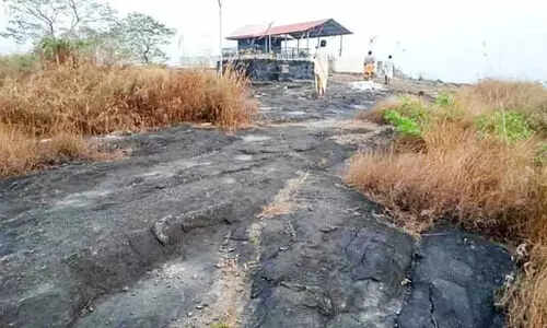 ക്ഷേത്രം സ്ഥിതി ചെയ്യുന്ന പാറയിൽ ഖനന നീക്കത്തിനെതിരെ പ്രതിഷേധം