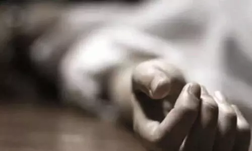 കിടപ്പ്​ രോഗിയായ വീട്ടമ്മയെ ഭർത്താവ്​ കഴുത്ത്​​ ഞെരിച്ച്​ കൊന്നു