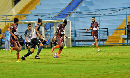 ഐ ലീഗ് കിരീടം; ഗോകുലത്തിന് കാത്തിരിക്കണം; ശ്രീനിധി എഫ്.സി 3-1ന് തോൽപിച്ചു
