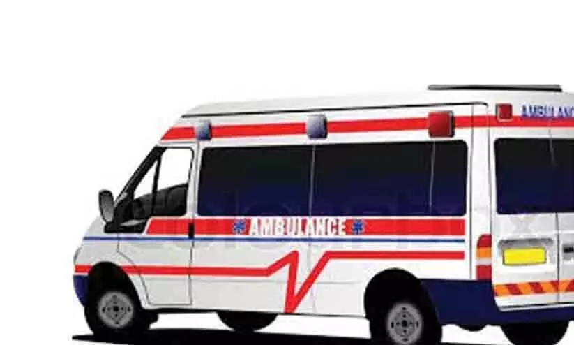 ആംബുലന്‍സ് ഡ്രൈവറെ സസ്‌പെന്‍ഡ് ചെയ്തു