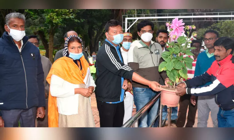 124ാമത് പുഷ്പമേളക്കുള്ള ഒരുക്കം തുടങ്ങി 124ാമത് പുഷ്പമേളക്കുള്ള ഒരുക്കം തുടങ്ങി