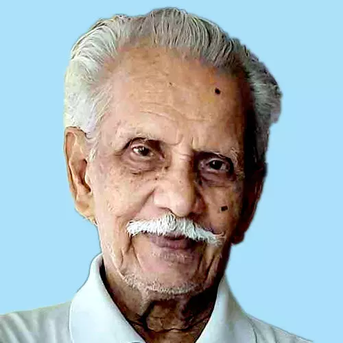 നാ​രാ​യ​ണ​ന്‍ നാ​യ​ര്‍