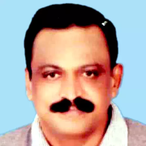 ബൈ​ക്ക്​ യാ​ത്ര​ക്കാ​ര​ൻ കാ​റി​ടി​ച്ച്​ മ​രി​ച്ചു