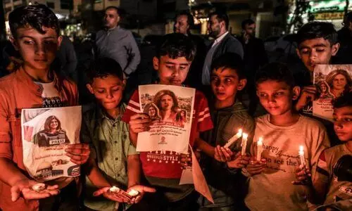 ശി​റീ​ൻ ആ​ഖി​ല​ക്ക് ലോ​ക​ത്തി​ന്റെ പ്ര​ണാ​മം