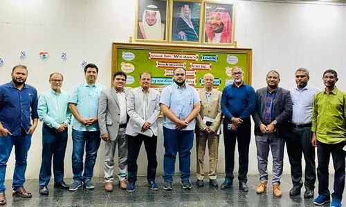 ജിദ്ദ ഇന്ത്യൻ സ്ക്കൂൾ വിദ്യാർഥികളുടെ യാത്രാപ്രശ്നം ചർച്ച ചെയ്തു